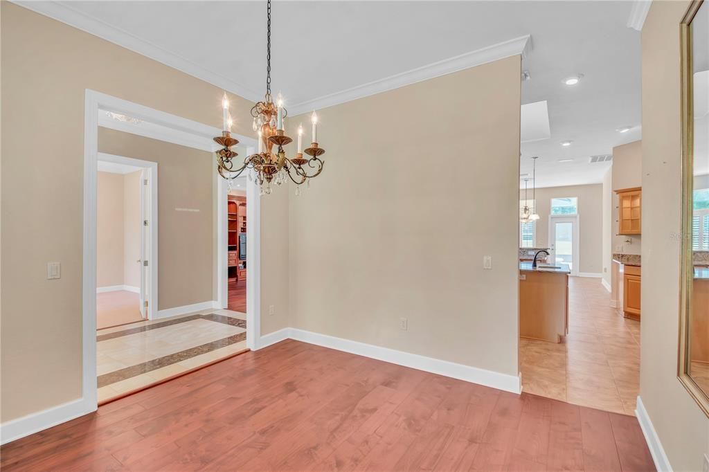 На продажу: $1,095,000 (5 спален, 4 ванн, 3498 Квадратных фут)