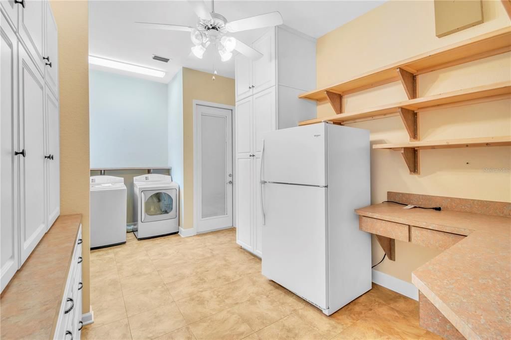 На продажу: $1,095,000 (5 спален, 4 ванн, 3498 Квадратных фут)