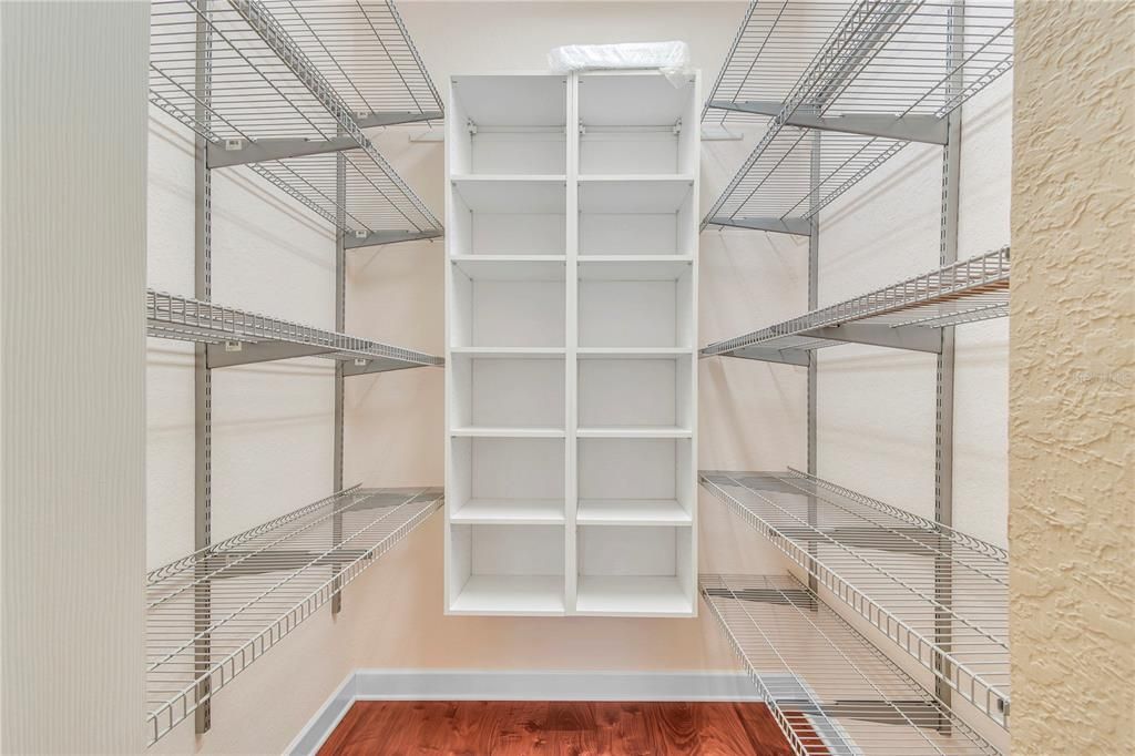 На продажу: $1,095,000 (5 спален, 4 ванн, 3498 Квадратных фут)