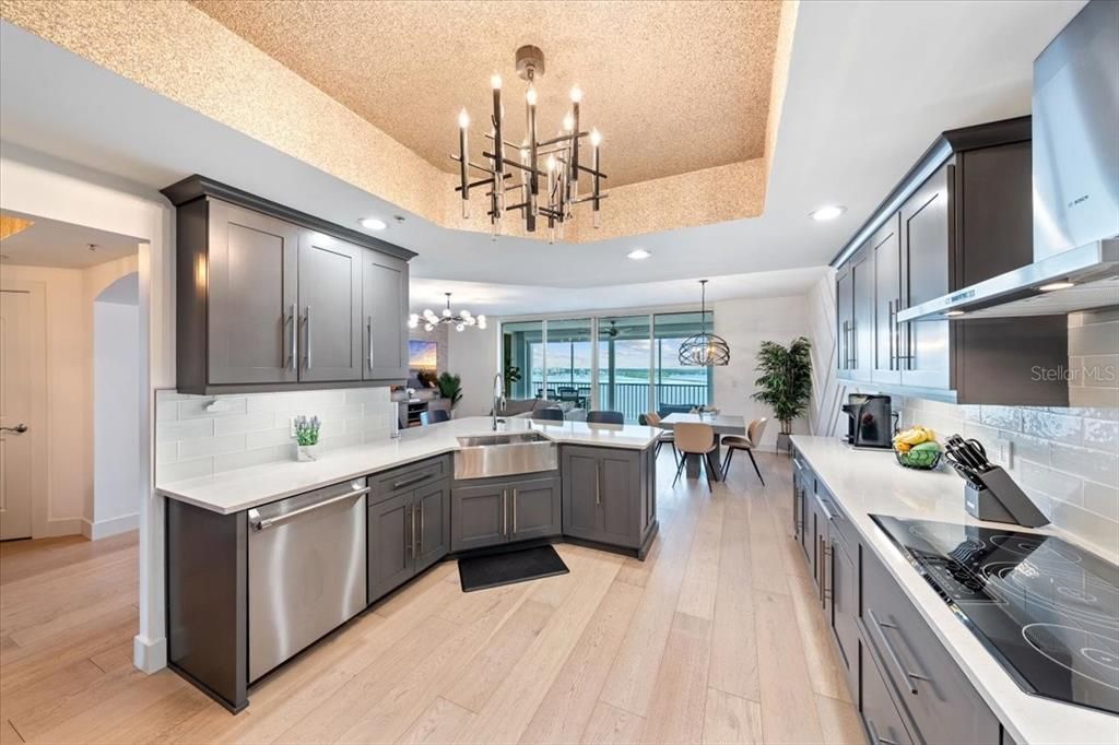 For Sale: $749,000 (3 beds, 2 baths, 2140 Square Feet)