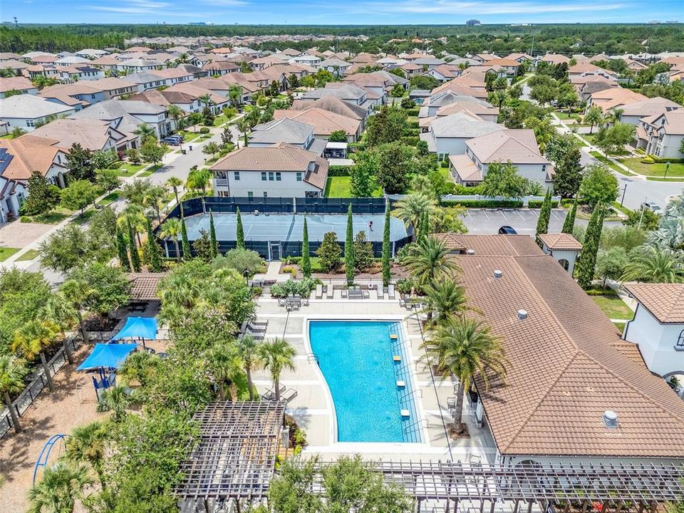 待售: $1,580,000 (6 贝兹, 6 浴室, 5255 平方英尺)