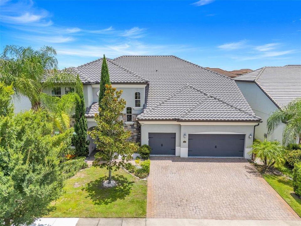 待售: $1,580,000 (6 贝兹, 6 浴室, 5255 平方英尺)