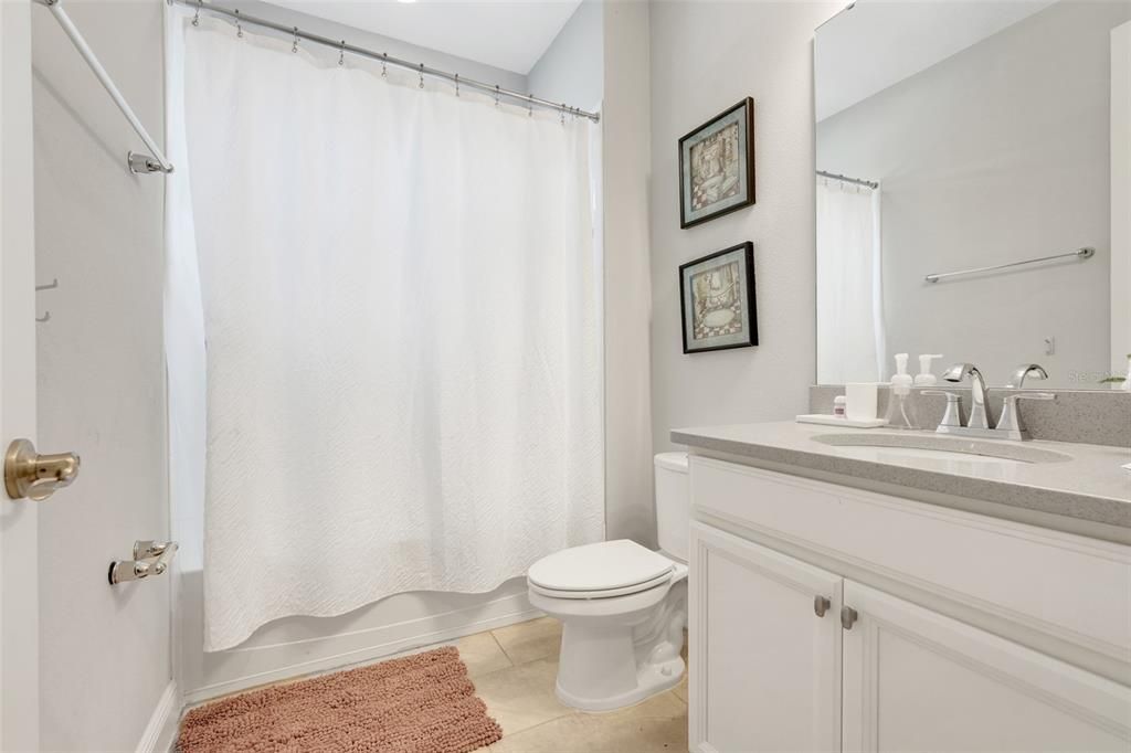 待售: $1,580,000 (6 贝兹, 6 浴室, 5255 平方英尺)