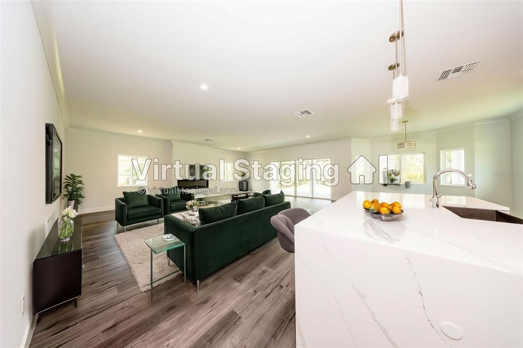 En Venta: $599,000 (4 camas, 2 baños, 2700 Pies cuadrados)