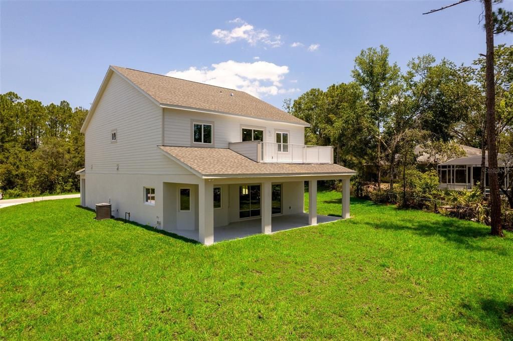 En Venta: $599,000 (4 camas, 2 baños, 2700 Pies cuadrados)