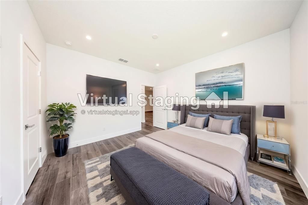 En Venta: $599,000 (4 camas, 2 baños, 2700 Pies cuadrados)