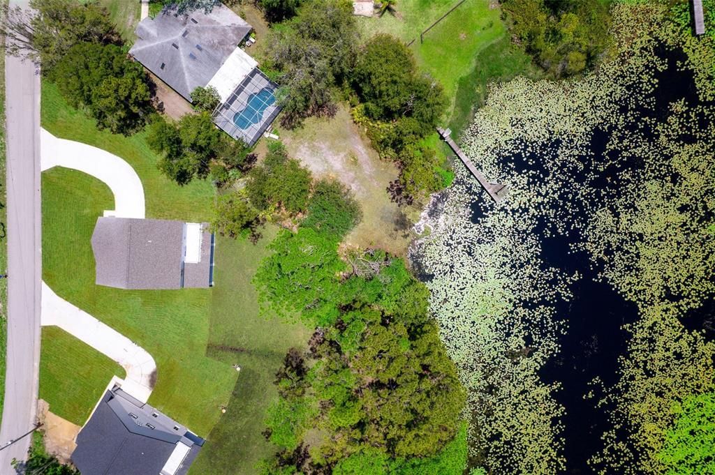 En Venta: $599,000 (4 camas, 2 baños, 2700 Pies cuadrados)