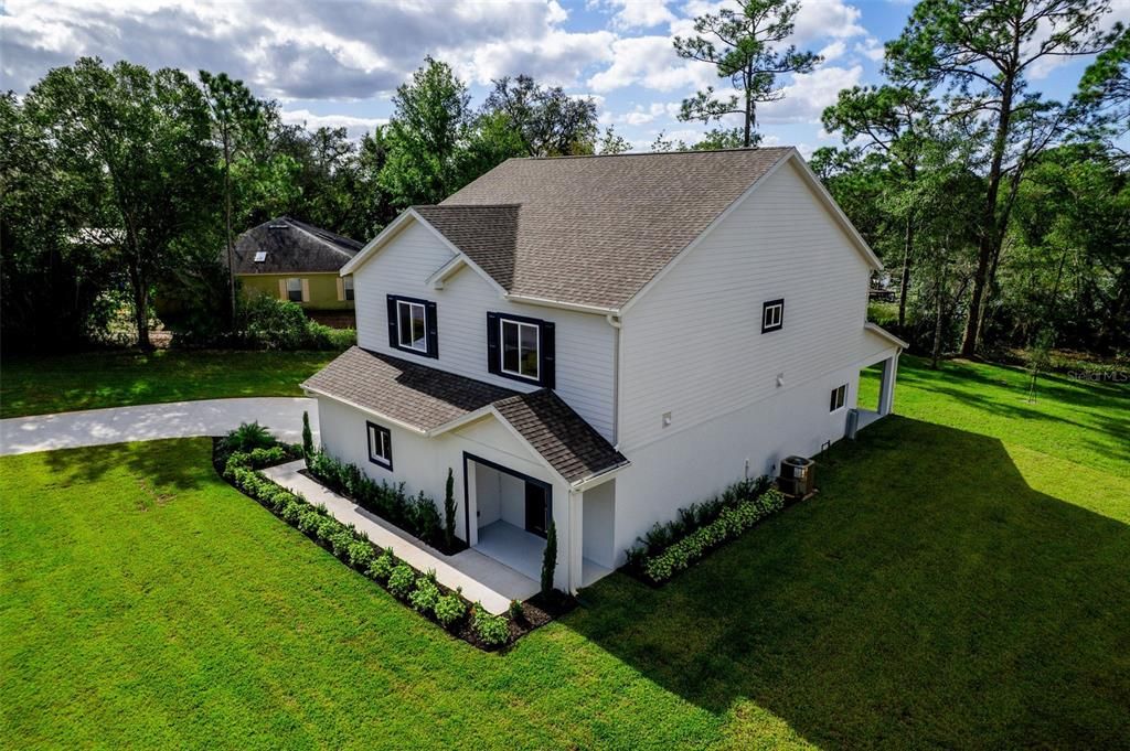 En Venta: $599,000 (4 camas, 2 baños, 2700 Pies cuadrados)