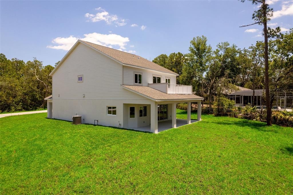 En Venta: $599,000 (4 camas, 2 baños, 2700 Pies cuadrados)