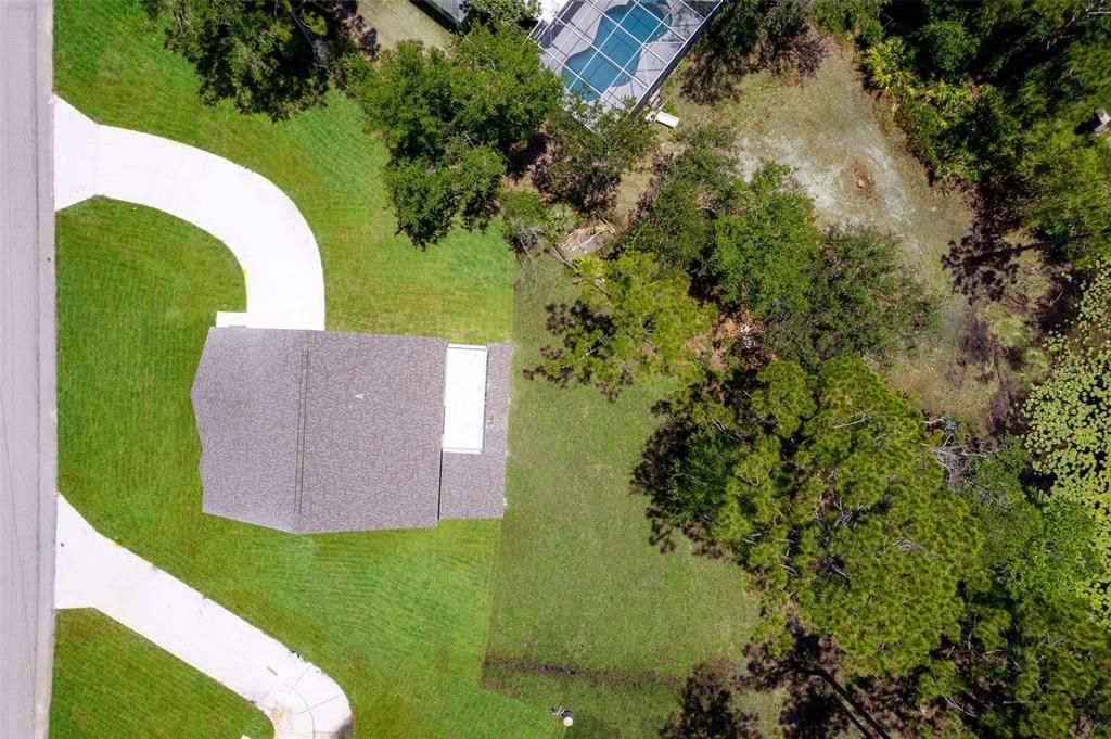 En Venta: $599,000 (4 camas, 2 baños, 2700 Pies cuadrados)