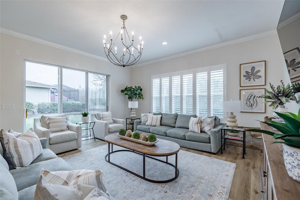 На продажу: $1,075,000 (6 спален, 5 ванн, 4094 Квадратных фут)