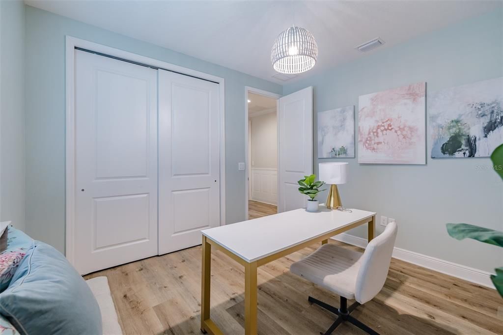 На продажу: $1,075,000 (6 спален, 5 ванн, 4094 Квадратных фут)