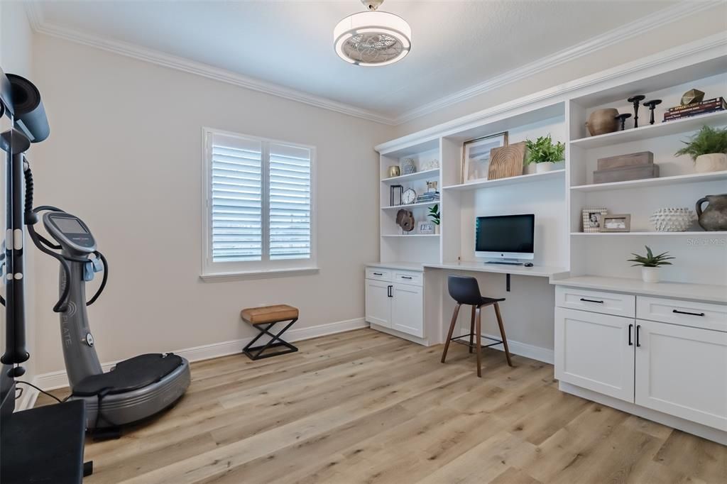 На продажу: $1,075,000 (6 спален, 5 ванн, 4094 Квадратных фут)