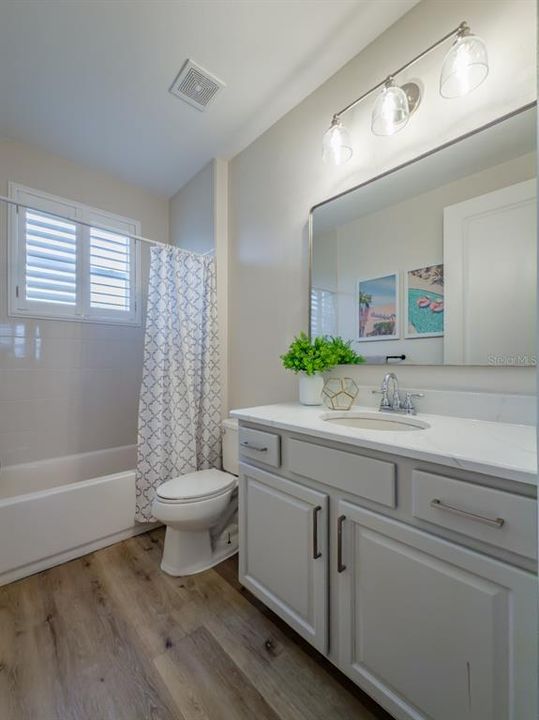 На продажу: $1,075,000 (6 спален, 5 ванн, 4094 Квадратных фут)