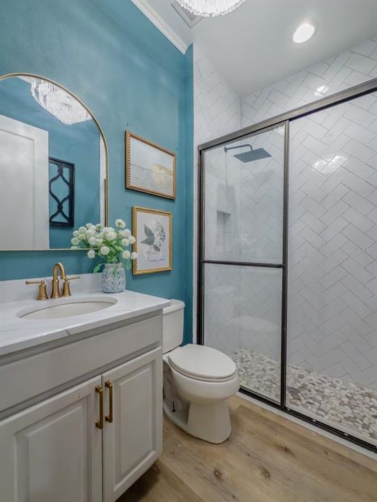 На продажу: $1,075,000 (6 спален, 5 ванн, 4094 Квадратных фут)