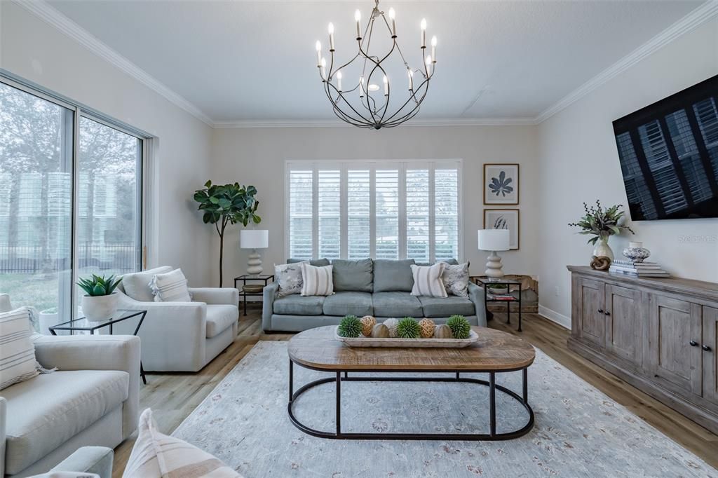 На продажу: $1,075,000 (6 спален, 5 ванн, 4094 Квадратных фут)