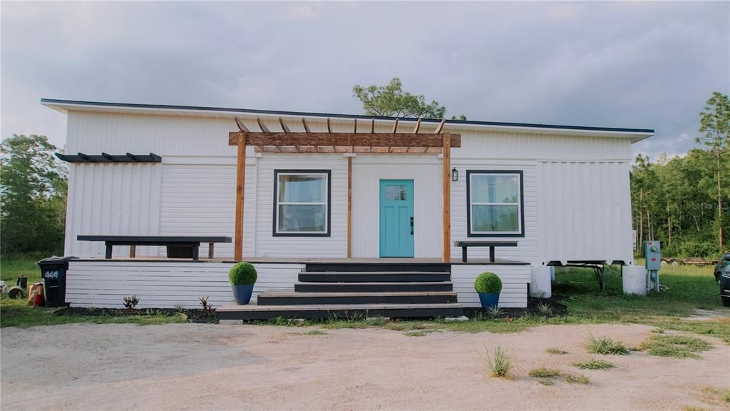 For Sale: $340,999 (3 beds, 2 baths, 1920 Square Feet)