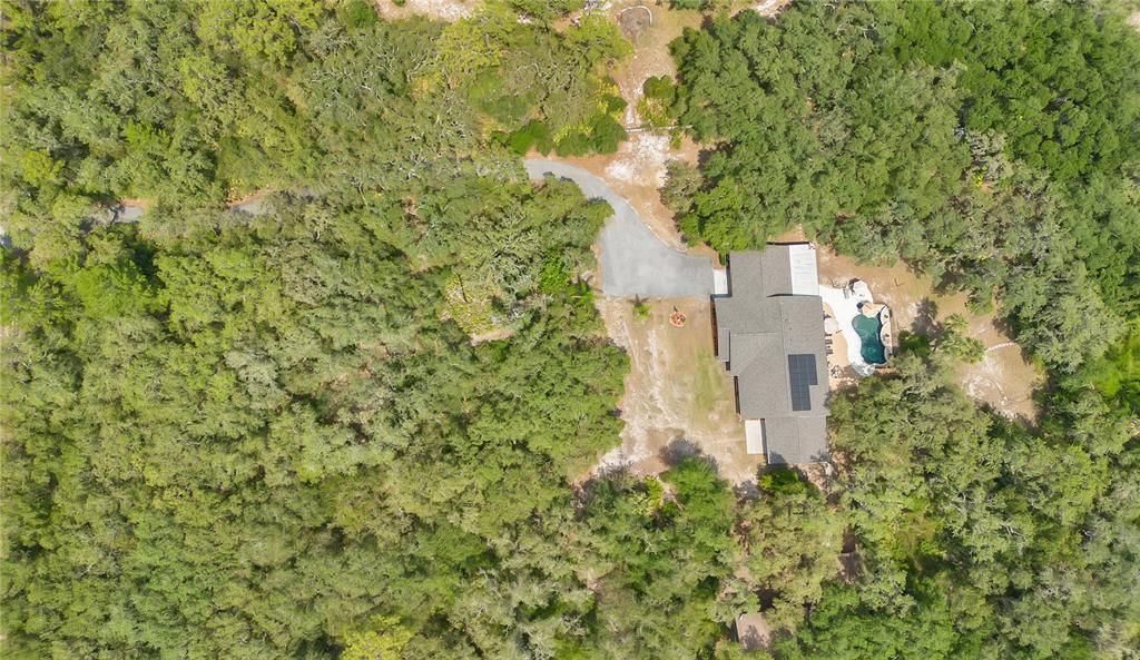 For Sale: $1,100,000 (6 beds, 5 baths, 3569 Square Feet)