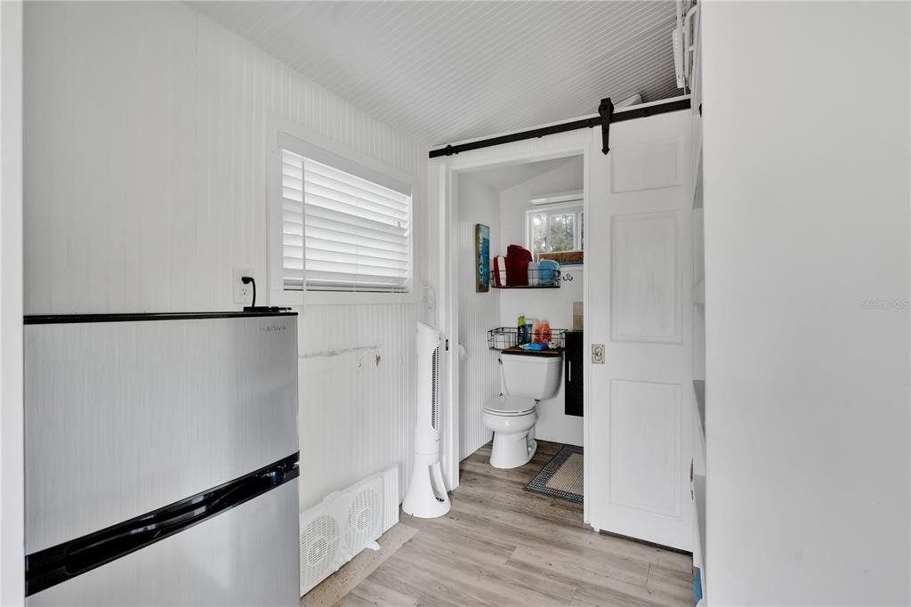 For Sale: $1,100,000 (6 beds, 5 baths, 3569 Square Feet)