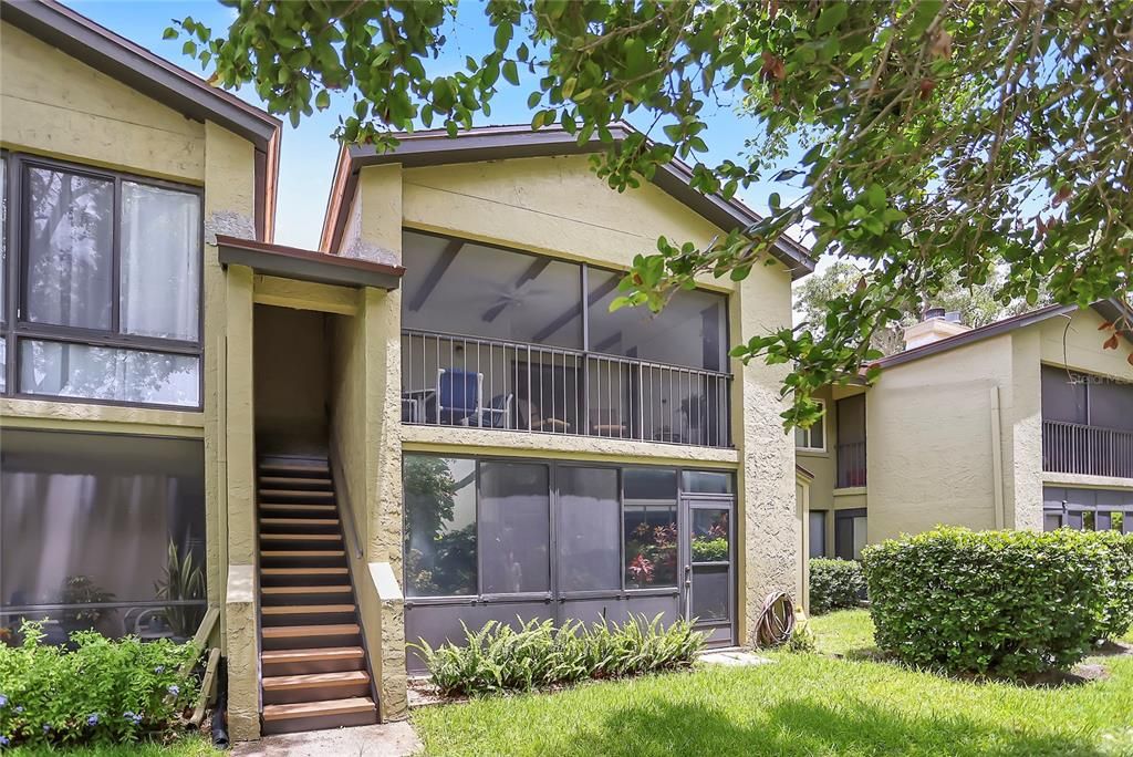 На продажу: $210,000 (2 спален, 2 ванн, 1339 Квадратных фут)