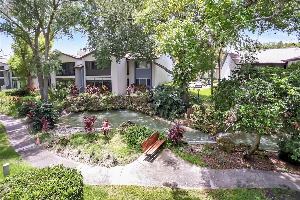 На продажу: $210,000 (2 спален, 2 ванн, 1339 Квадратных фут)