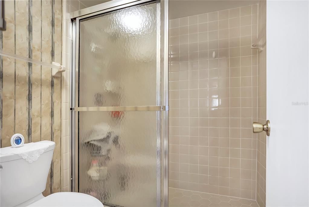 На продажу: $210,000 (2 спален, 2 ванн, 1339 Квадратных фут)