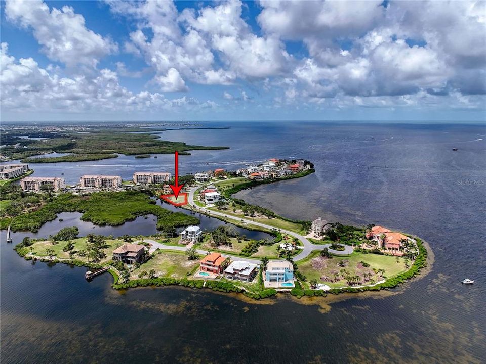 En Venta: $334,900 (0.40 acres)