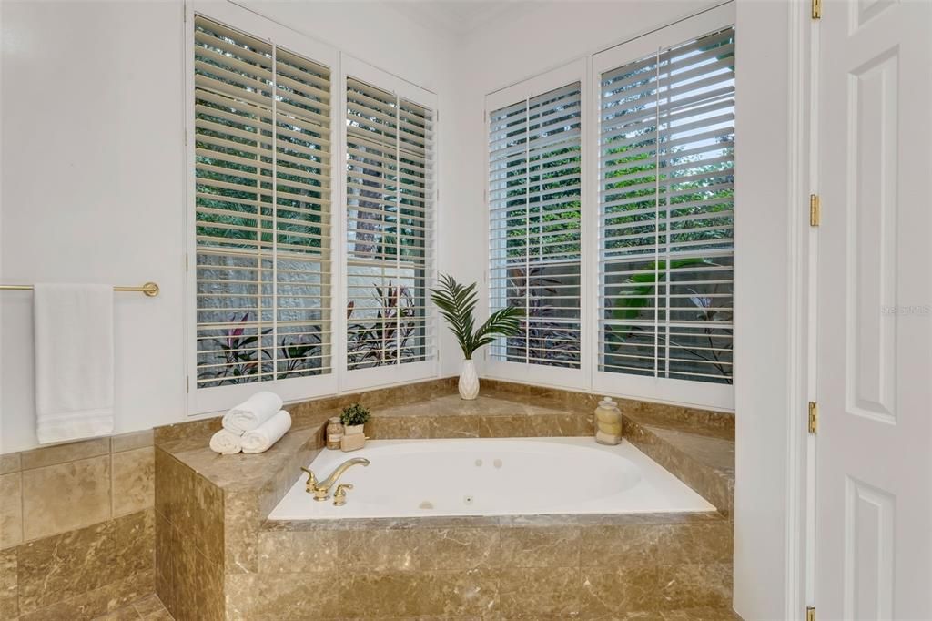 En Venta: $1,750,000 (4 camas, 4 baños, 4508 Pies cuadrados)