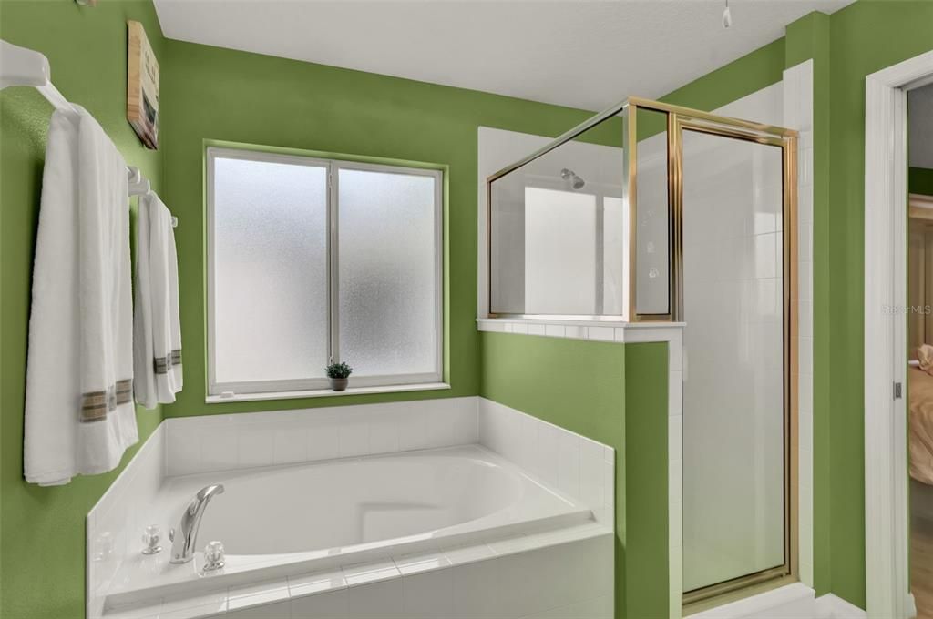 Под контрактом: $279,990 (3 спален, 2 ванн, 1478 Квадратных фут)