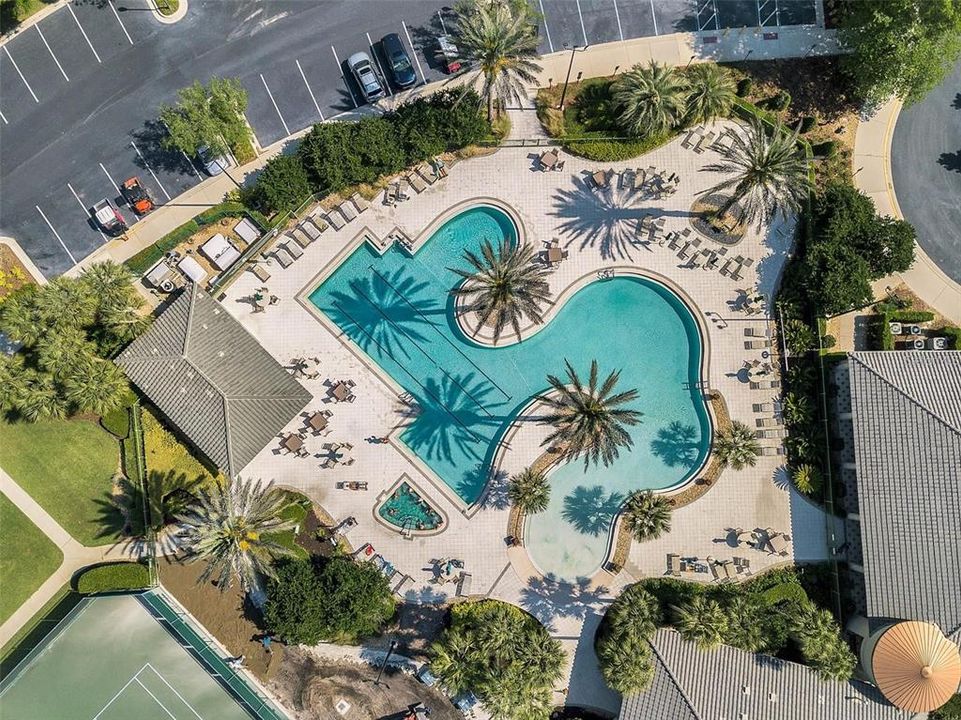 Под контрактом: $279,990 (3 спален, 2 ванн, 1478 Квадратных фут)