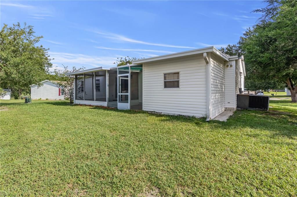 En Venta: $189,900 (3 camas, 2 baños, 1800 Pies cuadrados)