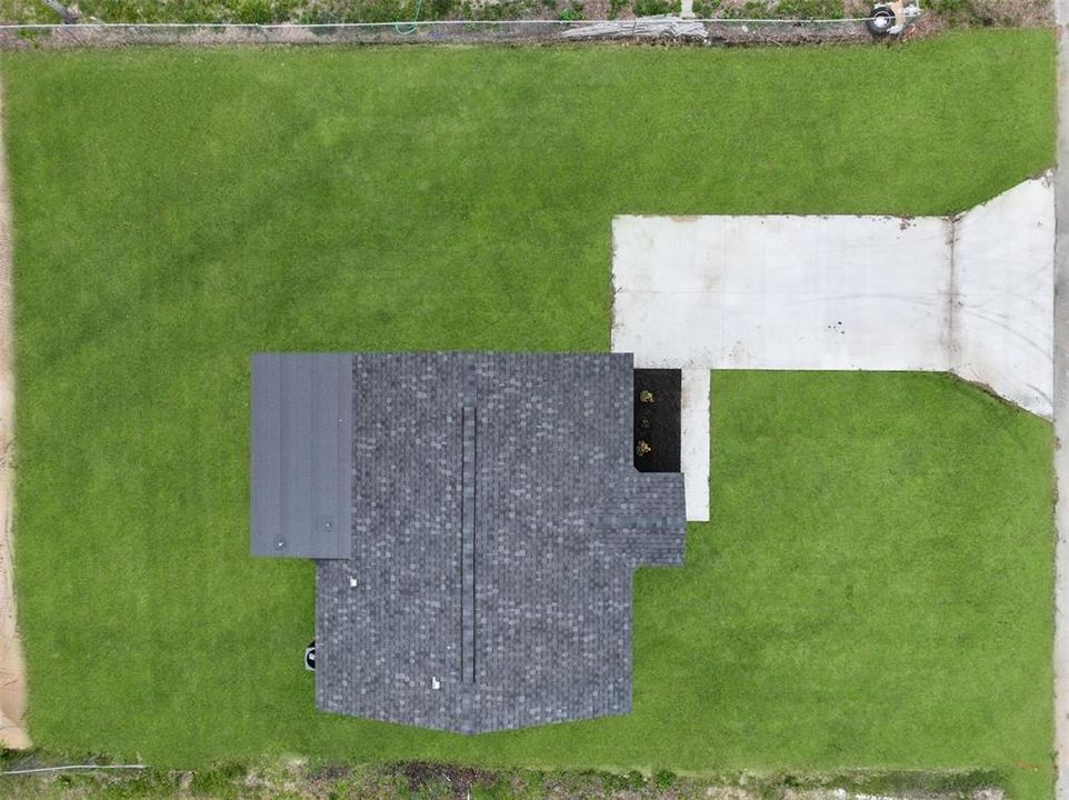 合同活跃: $194,500 (2 贝兹, 2 浴室, 983 平方英尺)