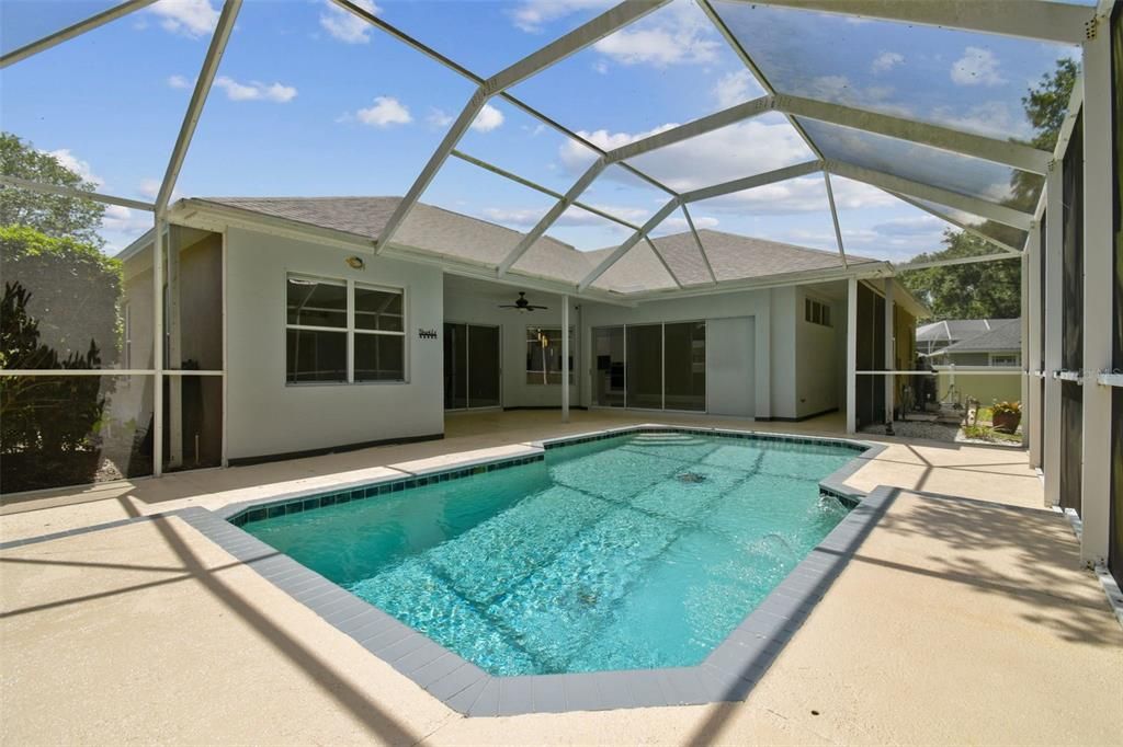 For Sale: $799,999 (4 beds, 3 baths, 3730 Square Feet)