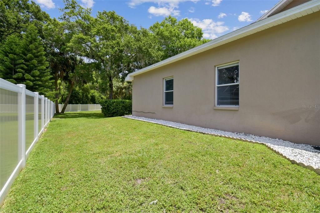 For Sale: $799,999 (4 beds, 3 baths, 3730 Square Feet)