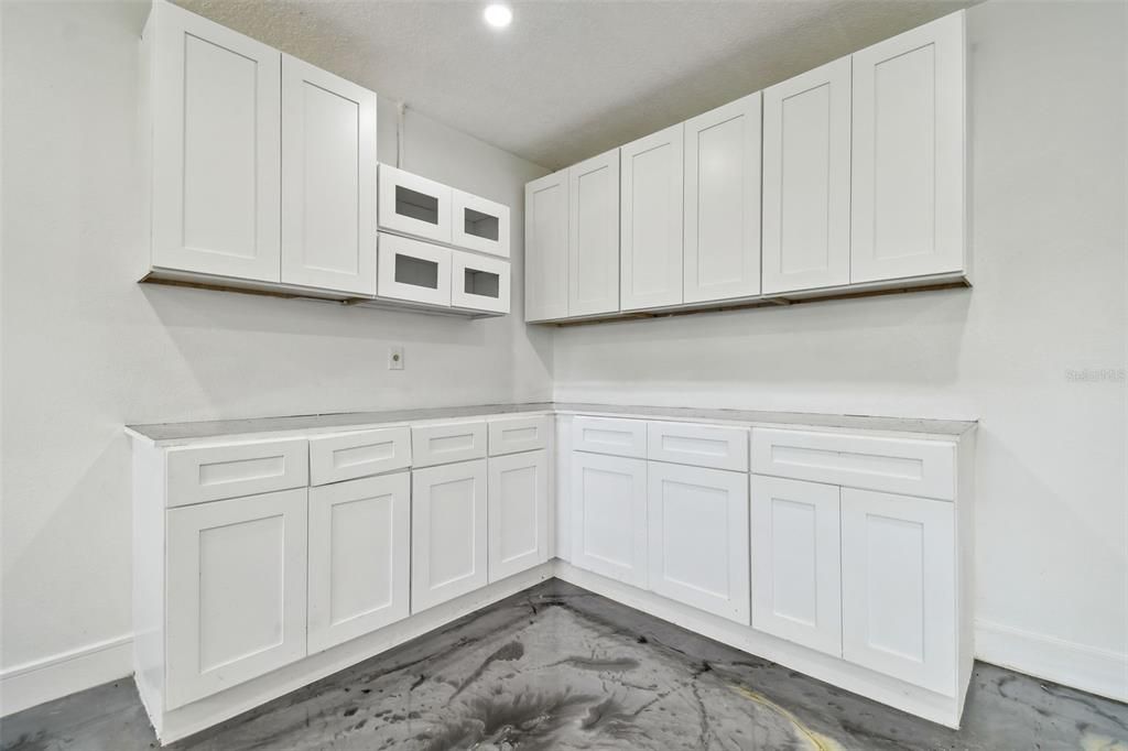 For Sale: $799,999 (4 beds, 3 baths, 3730 Square Feet)