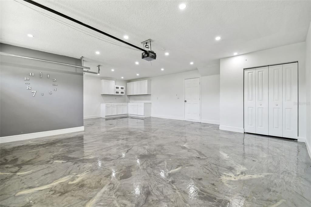 For Sale: $799,999 (4 beds, 3 baths, 3730 Square Feet)