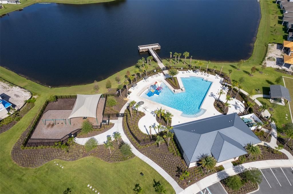 В аренду: $2,375 (4 спален, 2 ванн, 1580 Квадратных фут)