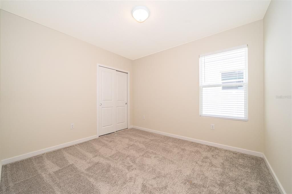 В аренду: $2,375 (4 спален, 2 ванн, 1580 Квадратных фут)