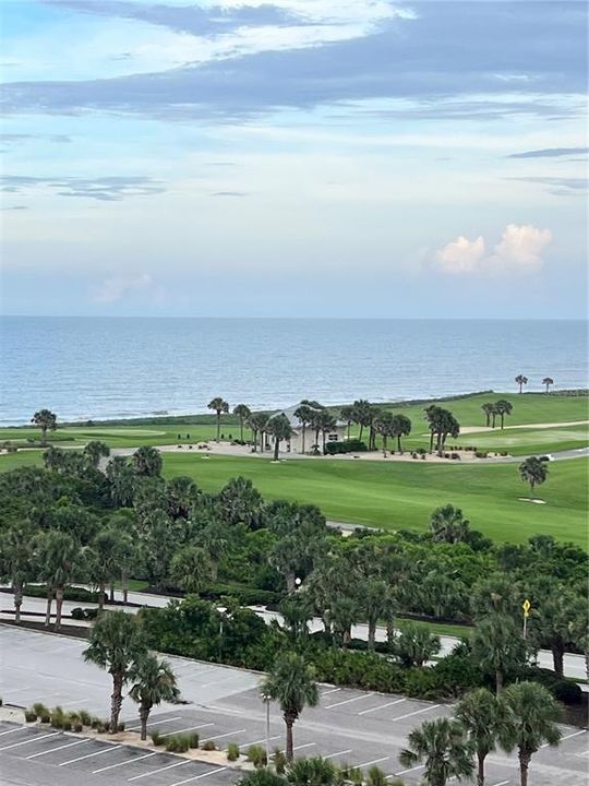 Active With Contract: $299,900 (1 beds, 1 baths, 678 Square Feet)