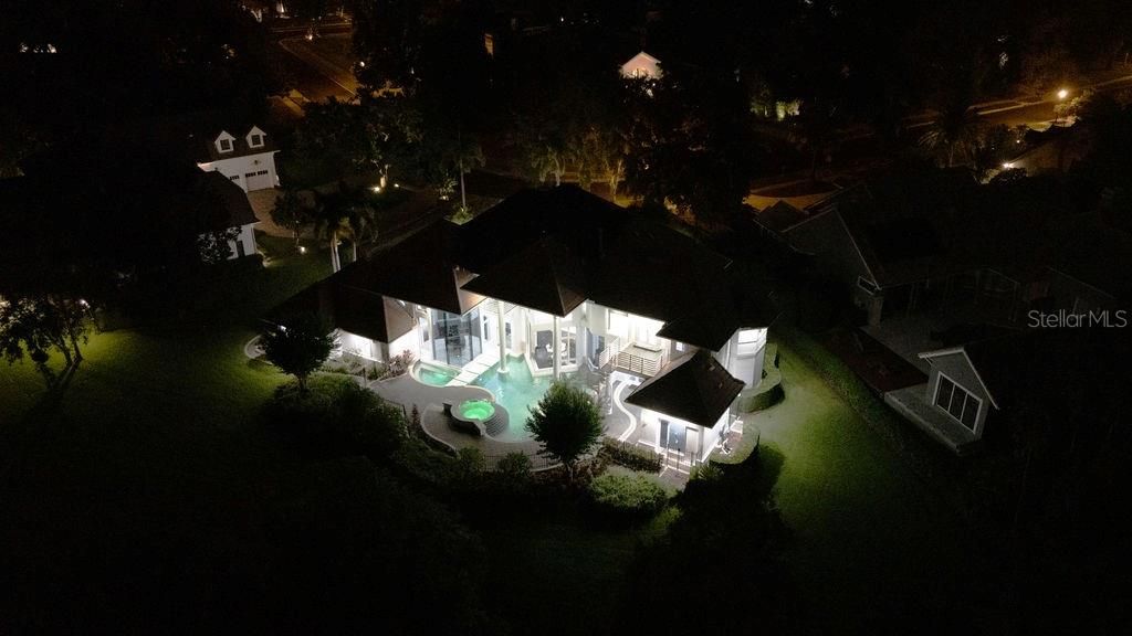 For Sale: $3,099,000 (5 beds, 4 baths, 6443 Square Feet)