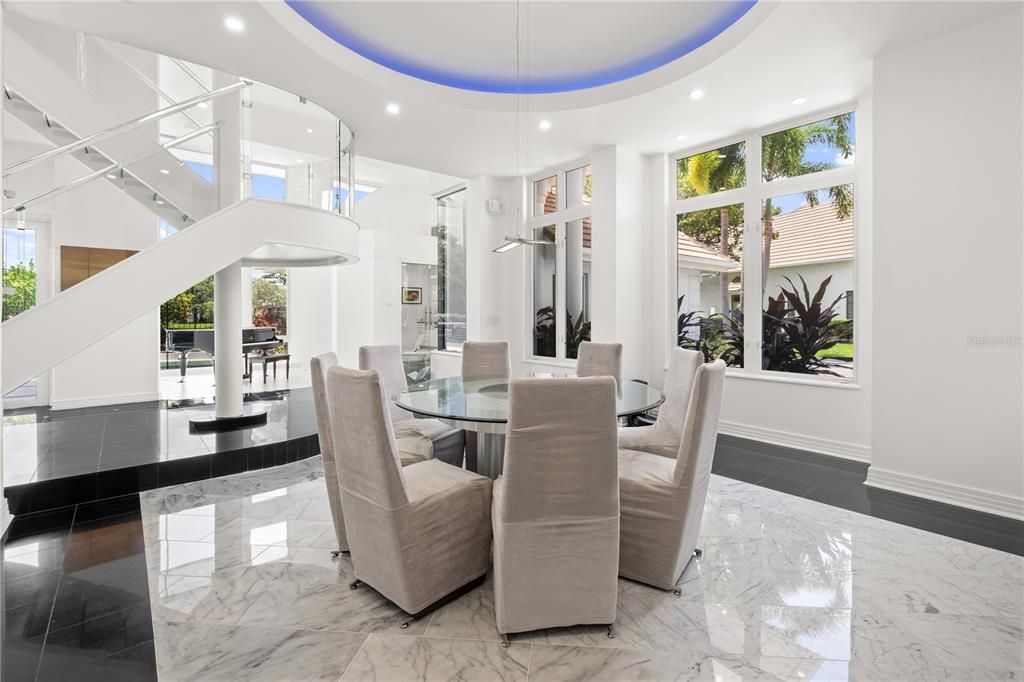 For Sale: $3,099,000 (5 beds, 4 baths, 6443 Square Feet)