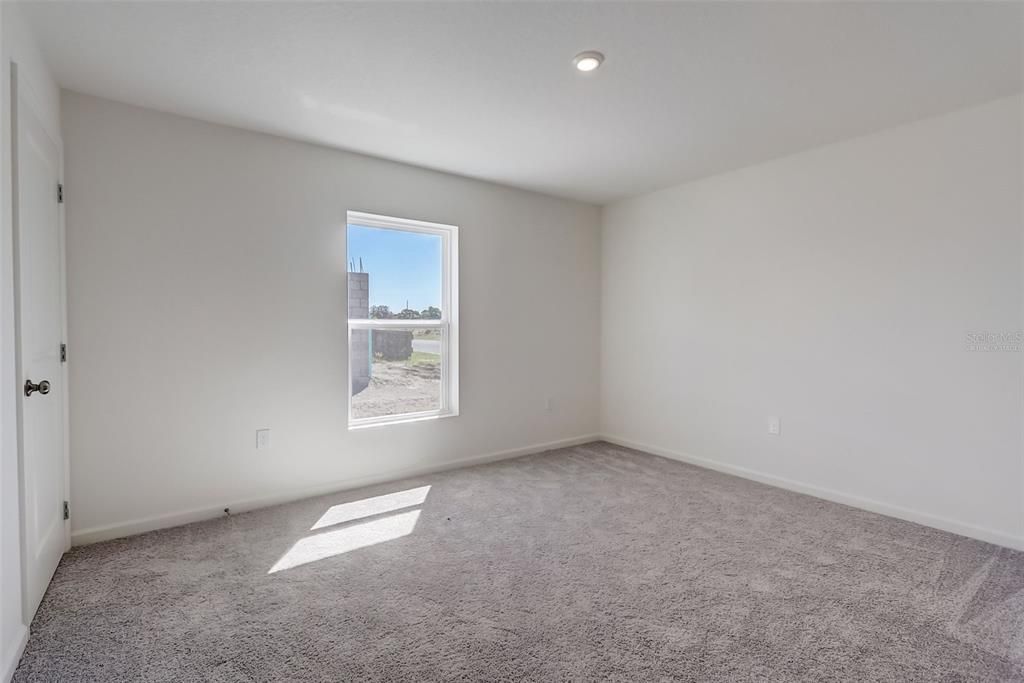 For Sale: $239,888 (3 beds, 2 baths, 1477 Square Feet)