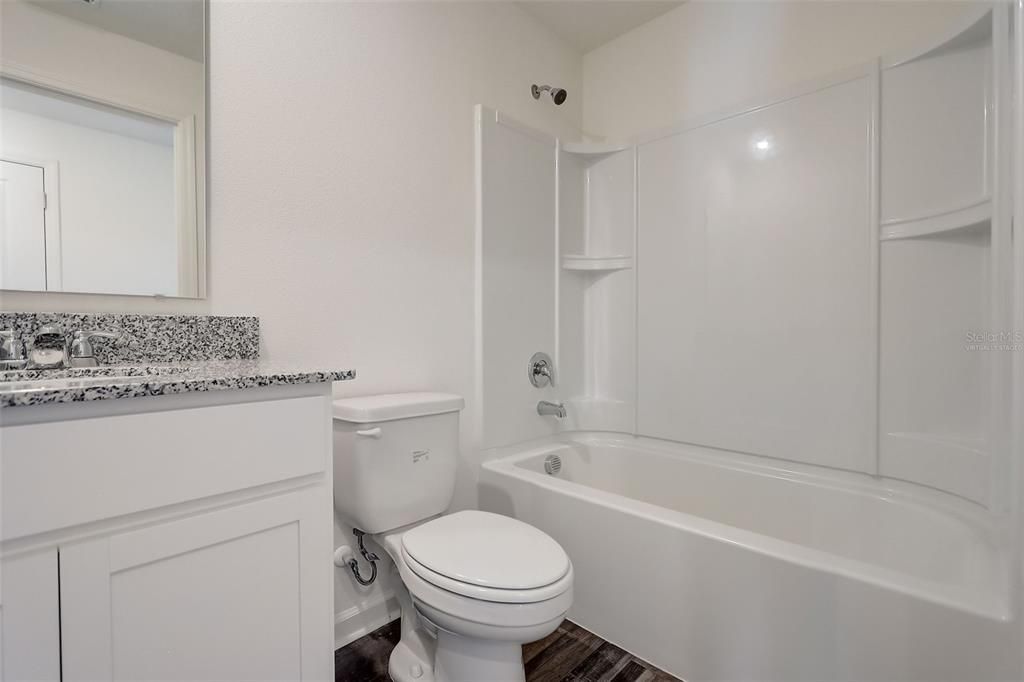 For Sale: $239,888 (3 beds, 2 baths, 1477 Square Feet)