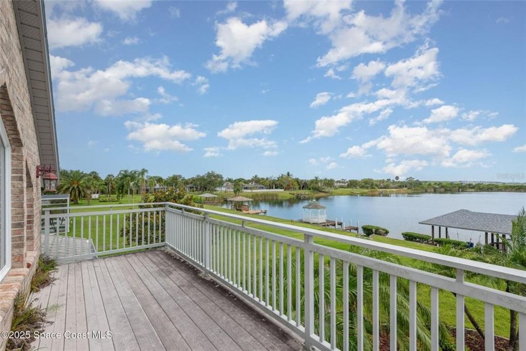 For Sale: $1,125,000 (4 beds, 4 baths, 4074 Square Feet)