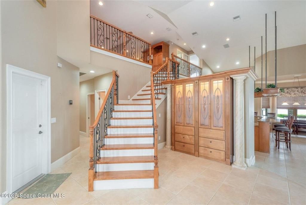 For Sale: $1,125,000 (4 beds, 4 baths, 4074 Square Feet)