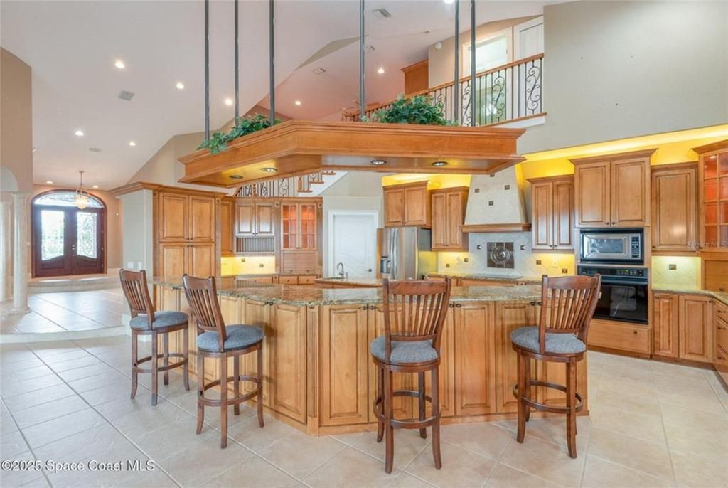 For Sale: $1,125,000 (4 beds, 4 baths, 4074 Square Feet)