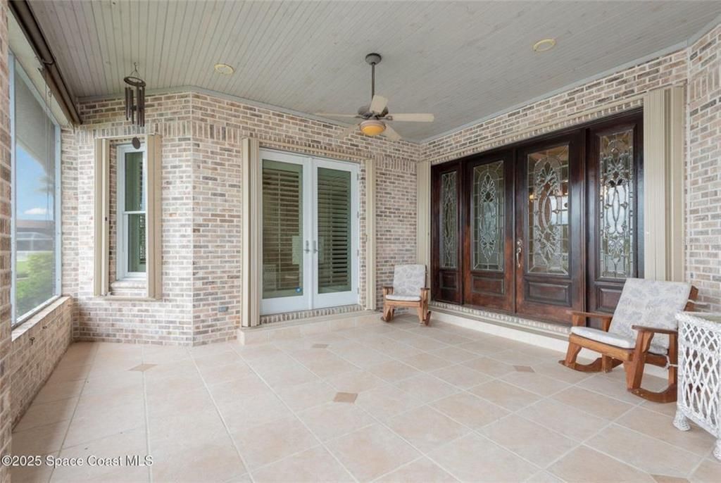 For Sale: $1,125,000 (4 beds, 4 baths, 4074 Square Feet)