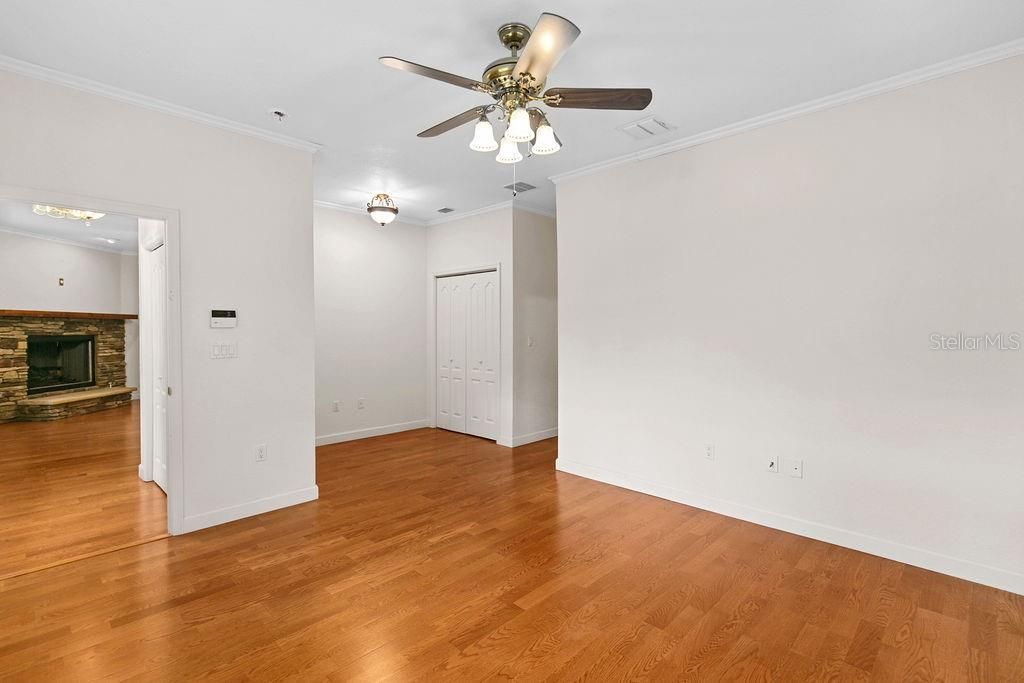 For Sale: $839,900 (3 beds, 2 baths, 2040 Square Feet)