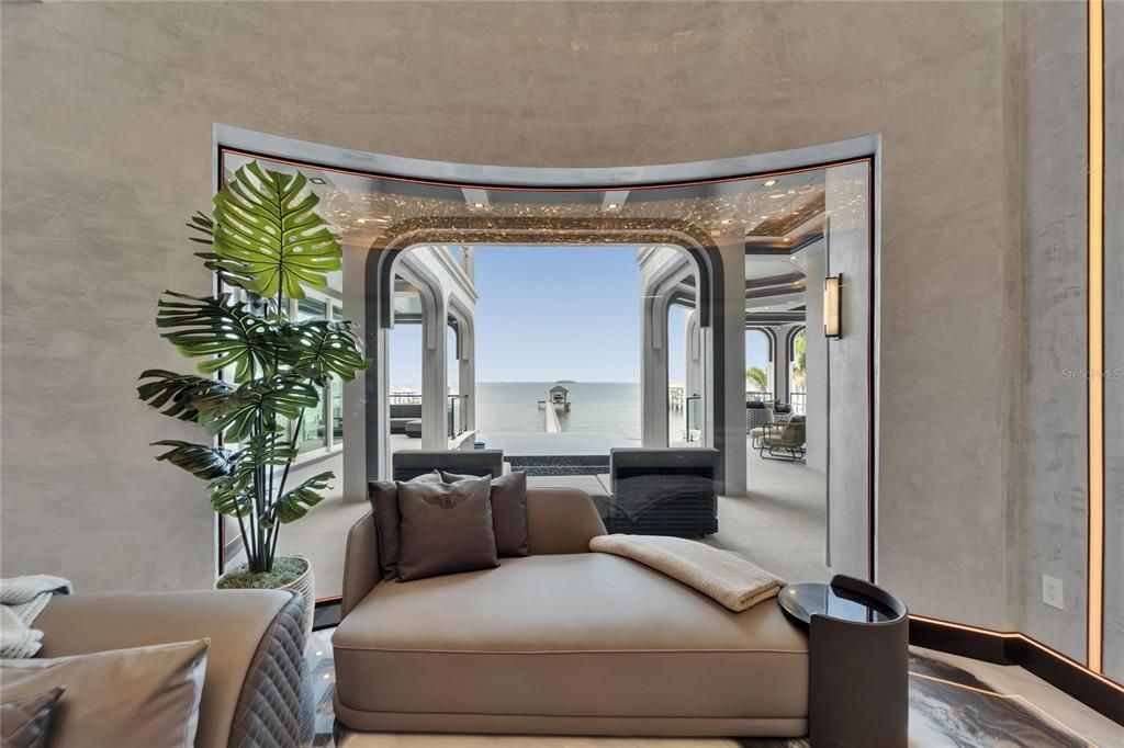 For Sale: $19,999,999 (7 beds, 6 baths, 12896 Square Feet)
