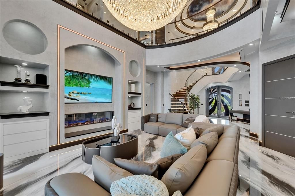 For Sale: $19,999,999 (7 beds, 6 baths, 12896 Square Feet)